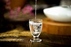 酒与场合:恰到好处的搭配之美 酒与场合:恰到好处的搭配之美